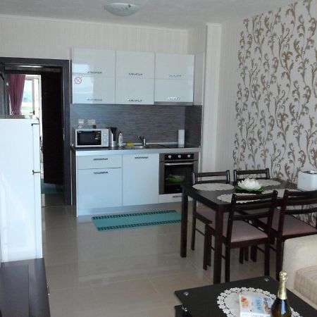 Apartment Sianie В Центъра На Слънчев Бряг, Само На Няколко Крачки От Плажа Kültér fotó